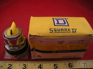 Square D 9001KS56Y Selector Switch Operator 9001 KS56 Y Yellow 3 Pos Spring Nos - Picture 1 of 4