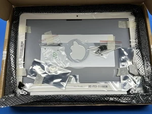 NEW Apple Display Housing with Bezel 076-1408 MacBook 13" Unibody Late 2009 2010 - Picture 1 of 3