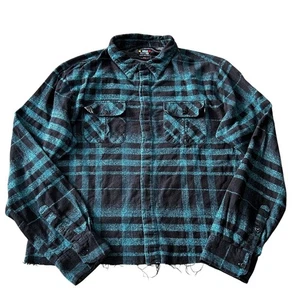 Rusty Cropped Flannel Shirt Men's XL Black Green Plaid Button Up Slim Fit Grunge - Picture 1 of 9