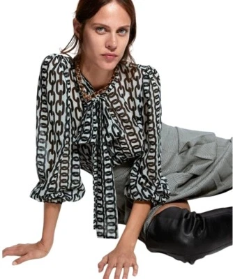 Camisa Zara Mujer XS Marfil Negra Estampado de Cadena Blusa Cuello Atado Blusa Cachicho Foto 1 de 4