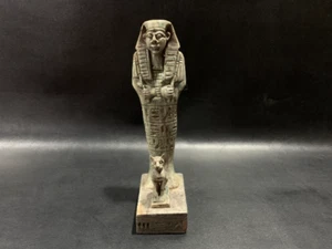 Increíble Rey TUTANKAMÓN de pie con el gato Bastet delante de él - Imagen 1 de 5