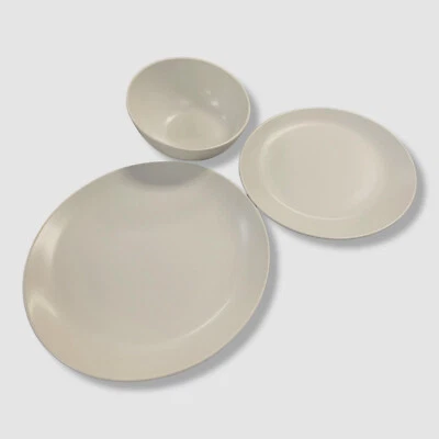 $60 NAMBÉ Orbit Contemporary Plate Bowl 3 Piece Place Setting Set Starry White - Image 1 of 4