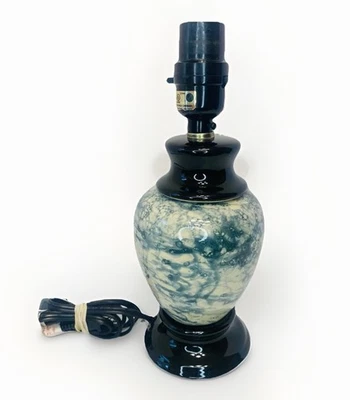 Vintage Black Marbled Ceramic Urn Accent Lamp 11in - Image 1 of 3