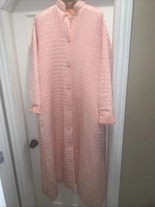 Vtg Christian Dior Womens Pink Quilted Long Housecoat Robe - Picture 1 of 3