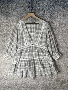 Free People Tunika Top Damen XS grau kariert Spitzenbesatz Boho Bauern Stufen V-Ausschnitt - Bild 1 von 6