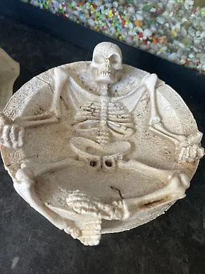 Molde De Látex De Goma Esqueleto Baratija Cenicero Halloween Pagano • 11.55€
