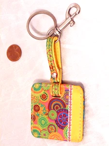 Vtg TYLER RODAN Yellow Paisley Chrome ID Purse Charm Fob Keychain Luggage Tag - Picture 1 of 3