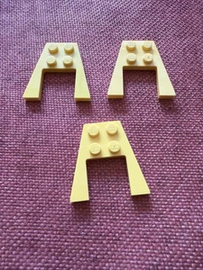LEGO 43719 Wedge Plate 4x4 with 2x2 Cut Out Yellow - 3 Pieces - Picture 1 of 4