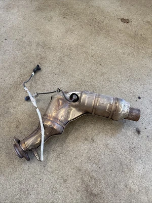 2020 Ford Explorer Cat 3.3L Right Side Exhaust Catalytic Pipe L1M3-5E211-HL OEM - Image 1 of 4