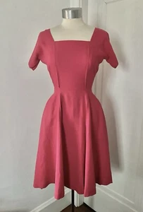 Vintage 50er Jahre Anne Fogarty rosa Leinenkleid mit eckigem Ausschnitt - Bild 1 von 8