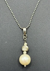 Sterling Silver Genuine Pearl Pendant Necklace 925 X29 - Picture 1 of 11