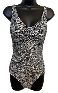 Lands End Woman's One Piece Swim Suit Scoop Neck Size XS Black & White Floral - Picture 1 of 4