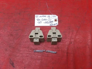87-89 MUSTANG HATCHBACK TRUNK CARGO COVER CLIPS MOUNT BRACKET SET PAIR OEM TAN - Picture 1 of 12