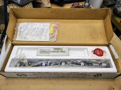 Nuevo de Lote Antiguo Edelbrock Performer Plus Árbol de Levas Kit Bloque Pequeño Chrysler 318 360 Foto 1 de 4