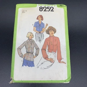 Simplicity Vintage Sewing Pattern #8252 Misses Blouse and Ascot Size 10 Uncut - Picture 1 of 3