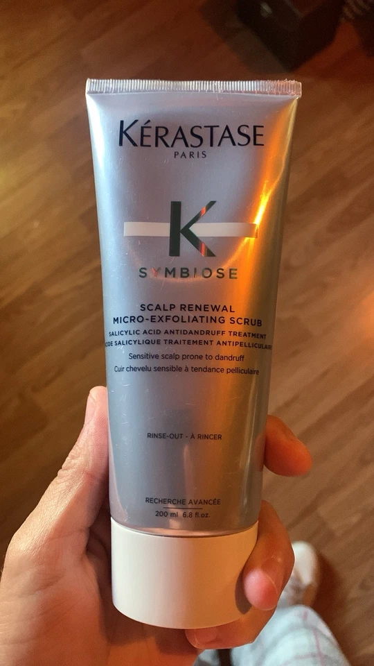 Renovación del cuero cabelludo Kerastase simbiosa Foto 1 de 1