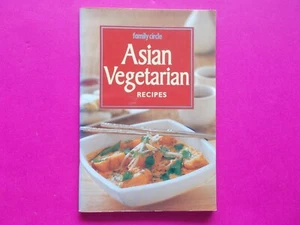 Asian Vegetarian Recipes By Family Circle - Step-By-Step Veg Cooking *Like New - Foto 1 di 4