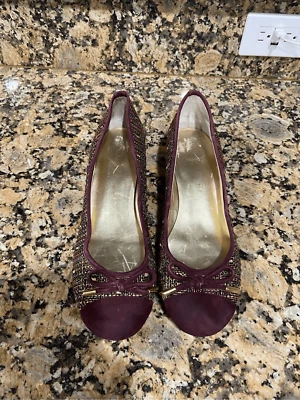 Ivanka Trump tacón bloque dorado Foto 1 de 4