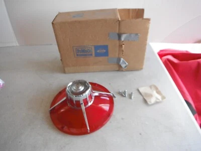 Lente de luz trasera con respaldo C3AZ-13450-B Ford Galaxie 500 XL 1963 NUEVO OEM Foto 1 de 4