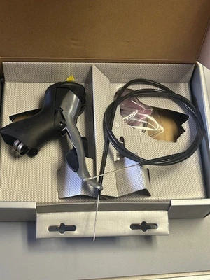 Vtg NOS Shimano Tiagra Right 10 Speed STI Integrated Shifter ST-4600 Rear Only - Image 1 of 4