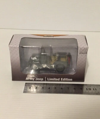 MENARDS GOLD LINE COLLECTION ARMY JEEP LIMITED EDITION. - Image 1 of 4