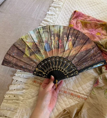 Ventilador de mano plegable español vintage: detalles victorianos rococó negro oro, España Foto 1 de 4
