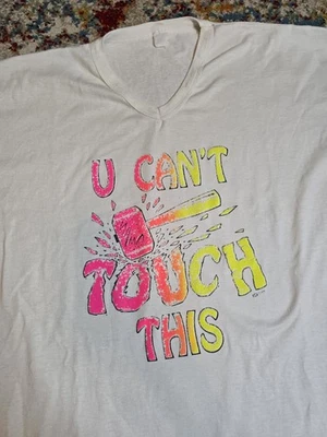 Camisa de Dormir MC Hammer U Can't Touch This Graphic Vintage Años 90 Blanca Tinta Neón OSFA Foto 1 de 4