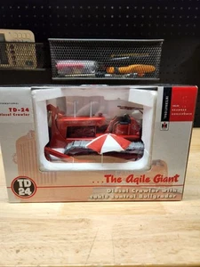 International Harvester TD-24 Diesel Crawler The Agile Giant By SpecCast 1/25 - Picture 1 of 5
