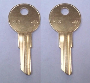 (2) Lund Tool Box Replacement Keys Pre-Cut To Your Key Code CH501-CH750 - Bild 1 von 1