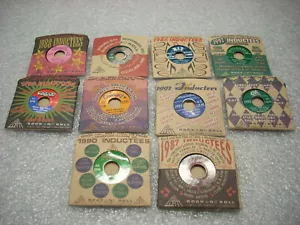 COLECCIONABLE CLEVELAND 45 RPM Salón de la Fama del Rock & Roll + Prendedores Inducidos del Museo (derecha) - Imagen 1 de 9