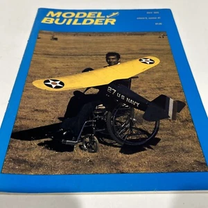 Vintage Model Builder Magazine May 1975 - Picture 1 of 14