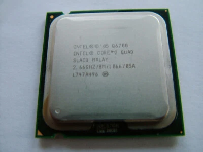 Intel Core 2 Quad  Q6700 / 4 x  2,66 GHz / 8MB / 1066GHz / Prozessor - Bild 1 von 2