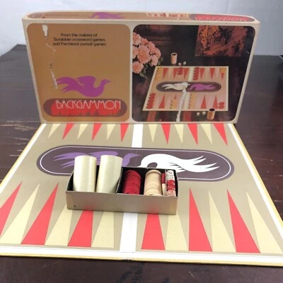 VINTAGE 1975 BACKGAMMON BOARD GAME COMPLETE SELCHOW RIGHTER GROOVY DOVE PRINT - Image 1 of 4