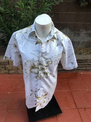 Concept Surf Men's poly short sleeve surf shirt size M - Image 1 of 4