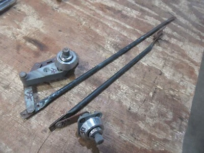 1962 Pontiac Catalina Safari limpador de para-brisa transmissão bases de braço de ligação  - Imagem 1 de 4