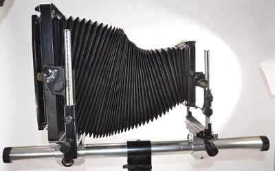 Toyo View 810 G 8x10 Large format rail camera, bellows some leaks, ground glass - Image 1 of 4