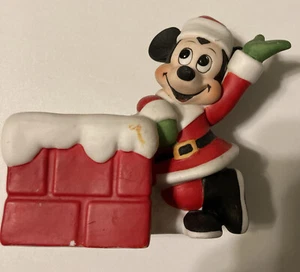 Vtg Disney Christmas Santa Mickey Mouse Candle Holder Disney Gift-Ware Taiwan - Picture 1 of 5