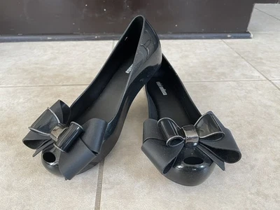 Mini Melissa Ultragirl Sweet IX Zapatos para Niña EE. UU. Talla 3 Negro Brillante con Lazo Foto 1 de 4