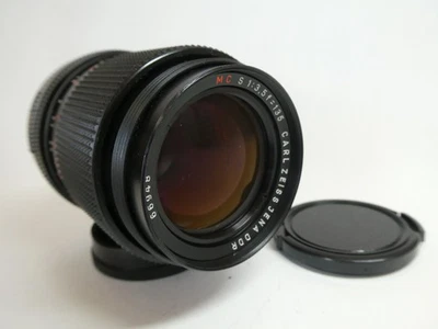 Carl Zeiss Jena Red MC 135mm f3.5 Portrait Short Tele Prime Lens M42 Fit or DSLR - Image 1 of 4