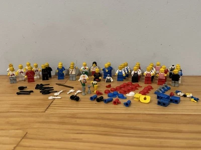 Lot Of 90 Lego Minifigure Handyman Driver Truck Hats Parts Construction Vintage - Image 1 of 4