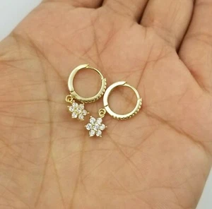 Pendiente de Navidad para mujer de corte redondo de 2 quilates creado en laboratorio enchapado en oro amarillo de 14 quilates - Imagen 1 de 5