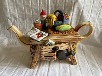 Paul Cardew - The Gardeners Bench - Large Collectors Decorative Teapot REDUCED - Image 1 of 4