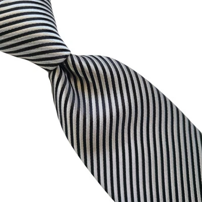 A5) ¡NUEVO! CORBATA DAVID DONAHUE NEGRA PLATA RAYAS 100% SEDA HECHA EN ESTADOS UNIDOS 63,5" DE LARGO Foto 1 de 4