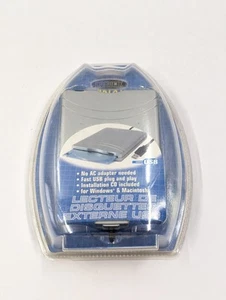 Dynex DX-EF101 3.5" External USB Floppy Disk Drive - Afbeelding 1 van 8