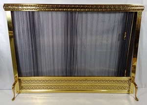 Vintage MCM Brass Fireplace Screen Chain Mesh Curtain Claw Foot Pierced Details - Picture 1 of 7
