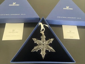Swarovski Adorno de Navidad 2015 Edición Anual 5099840 Copo de Nieve Nuevo en Caja - Imagen 1 de 3