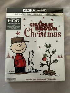 A Charlie Brown Christmas 4K (Ultra HD / Blu ray) + HTF OOP Slipcover - Picture 1 of 7