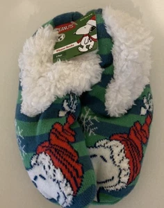 Peanuts/Snoopy Christmas Soft Skid Free Slippers, Women’s Shoe 4-10, NWT! - Picture 1 of 3