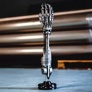Terminator T800 Life Size Arm Replica, T2 Movie Endoskeleton Collectible Prop - Picture 1 of 9
