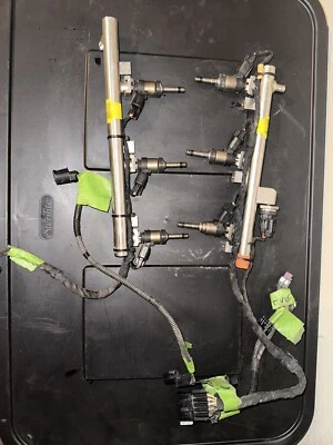 Hyundai Genesis 2013-16 cupé 3,8 L riel de combustible de alta presión e inyectores Foto 1 de 3